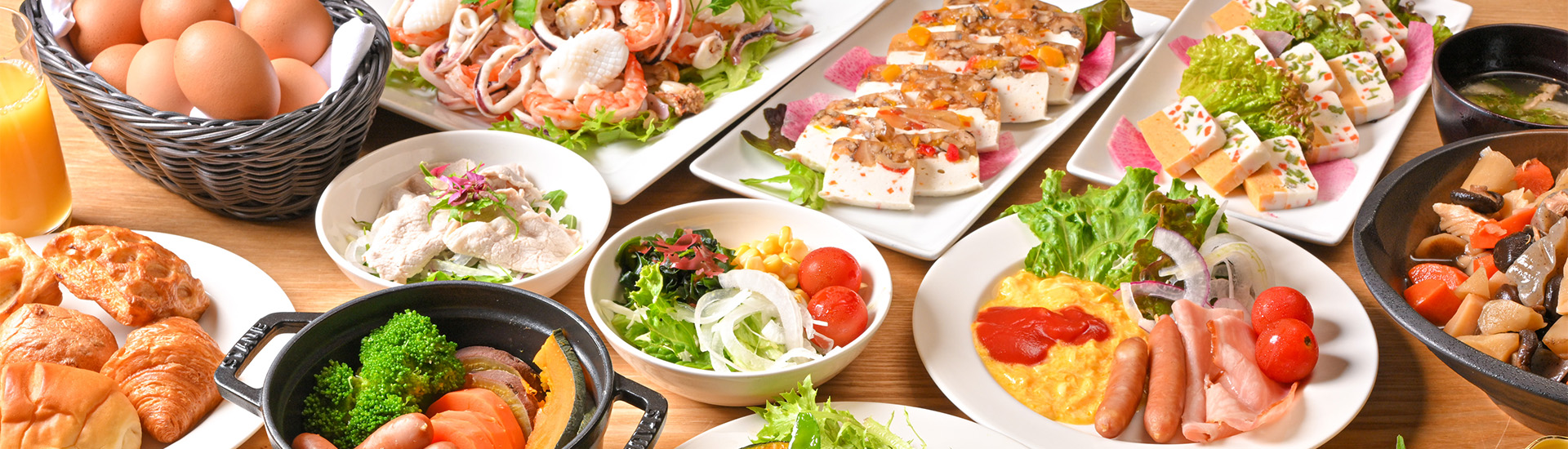 朝食ビュッフェ